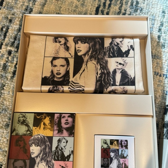 Taylor Swift Eras Tour NYC VIP box - Picture 4 of 7